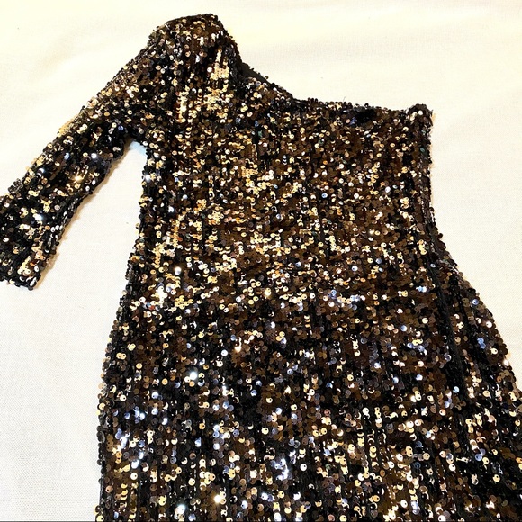 Blaque Label Meteor Explosion Sequin Dress - Picture 3 of 9